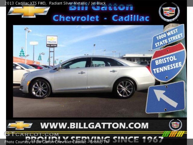 2013 Cadillac XTS FWD in Radiant Silver Metallic