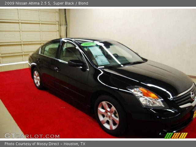 2009 Nissan Altima 2.5 S in Super Black