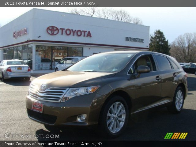 2011 Toyota Venza I4 in Sunset Bronze Mica