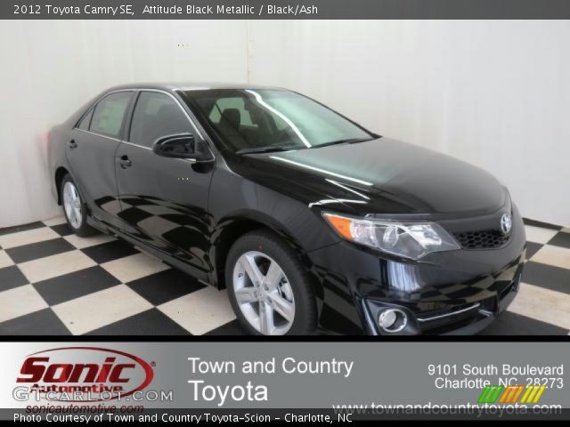 2012 Toyota Camry SE in Attitude Black Metallic