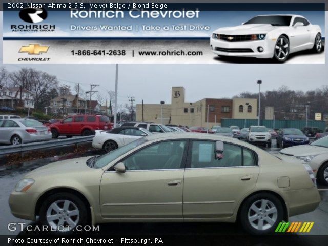 2002 Nissan Altima 2.5 S in Velvet Beige