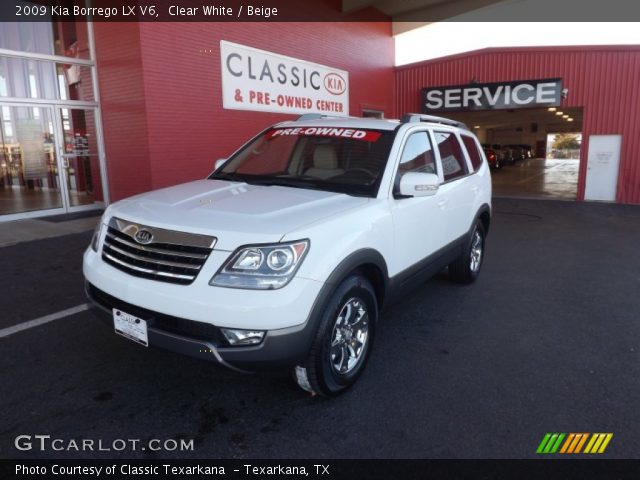 2009 Kia Borrego LX V6 in Clear White