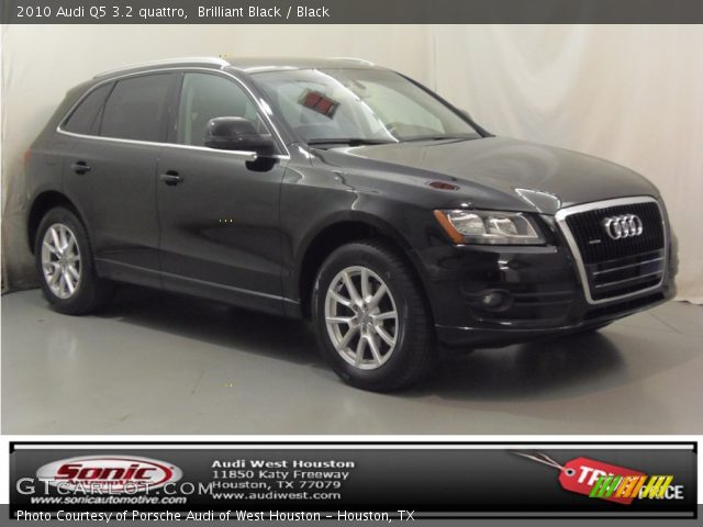 2010 Audi Q5 3.2 quattro in Brilliant Black