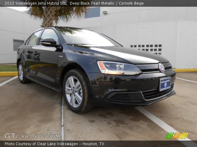 2013 Volkswagen Jetta Hybrid SEL in Deep Black Pearl Metallic