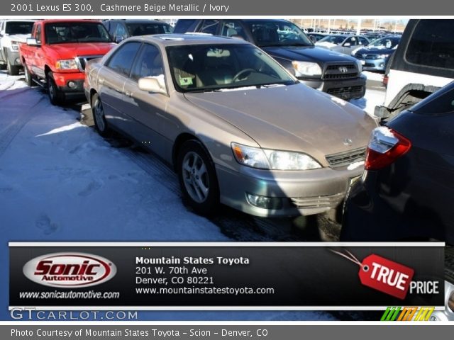 2001 Lexus ES 300 in Cashmere Beige Metallic