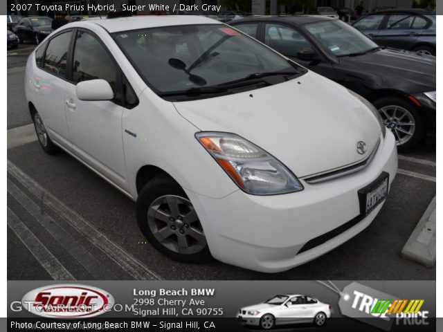2007 Toyota Prius Hybrid in Super White