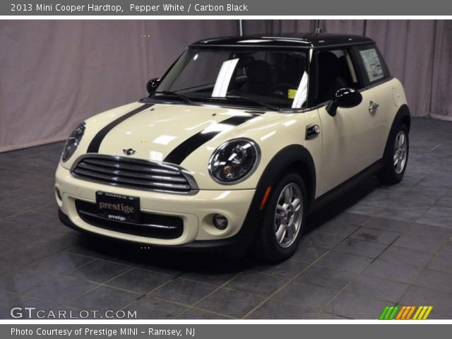 2013 Mini Cooper Hardtop in Pepper White