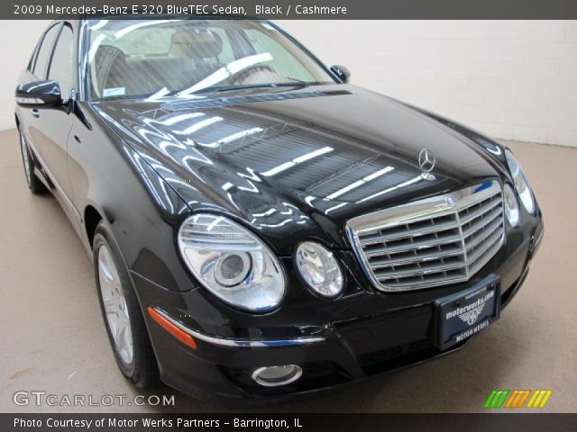 2009 Mercedes-Benz E 320 BlueTEC Sedan in Black