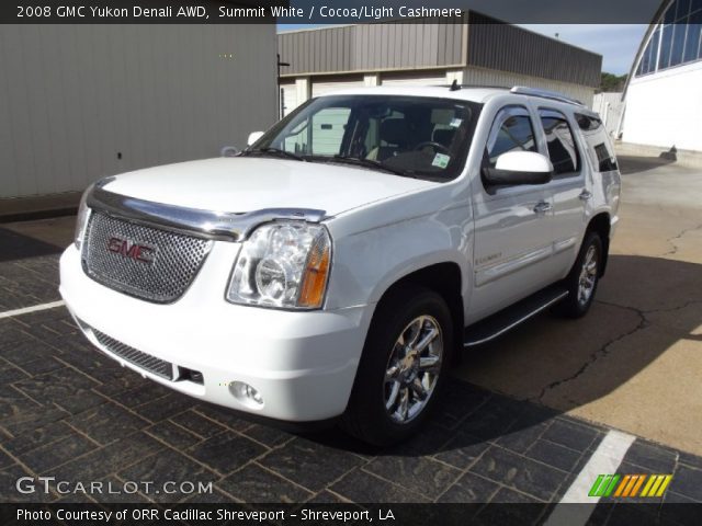 2008 GMC Yukon Denali AWD in Summit White