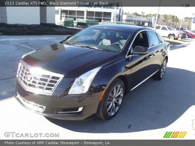 2013 Cadillac XTS FWD in Black Diamond Tricoat
