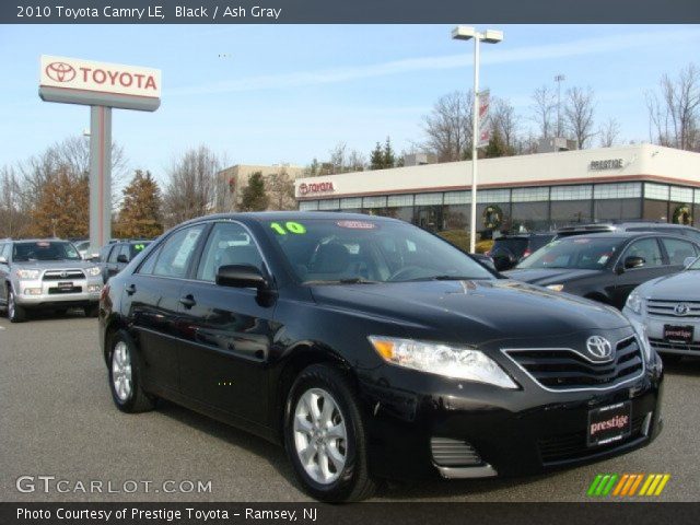 2010 Toyota Camry LE in Black