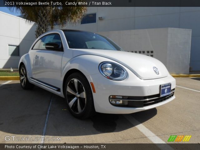 2013 Volkswagen Beetle Turbo in Candy White