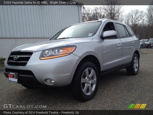 2009 Hyundai Santa Fe SE 4WD in Bright Silver