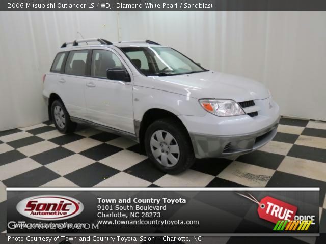 2006 Mitsubishi Outlander LS 4WD in Diamond White Pearl