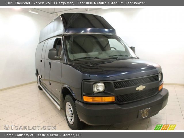 2005 Chevrolet Express 2500 Cargo Van in Dark Blue Metallic