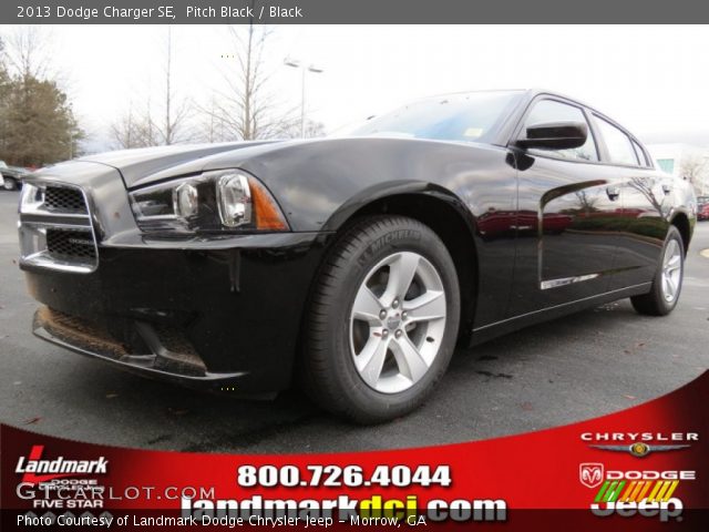 2013 Dodge Charger SE in Pitch Black