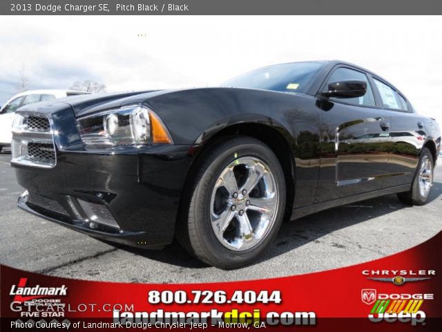 2013 Dodge Charger SE in Pitch Black