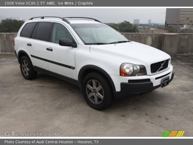 2006 Volvo XC90 2.5T AWD in Ice White