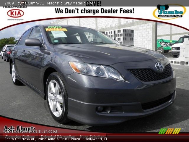 2009 Toyota Camry SE in Magnetic Gray Metallic