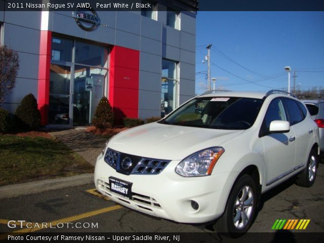 2011 Nissan Rogue SV AWD in Pearl White