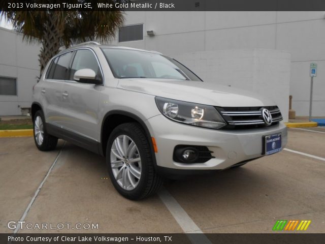 2013 Volkswagen Tiguan SE in White Gold Metallic
