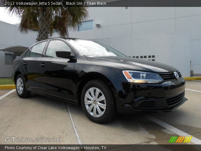 2013 Volkswagen Jetta S Sedan in Black Uni