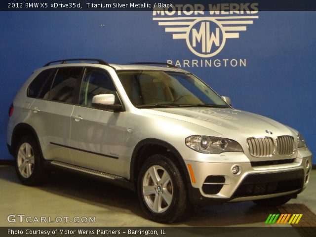 2012 BMW X5 xDrive35d in Titanium Silver Metallic