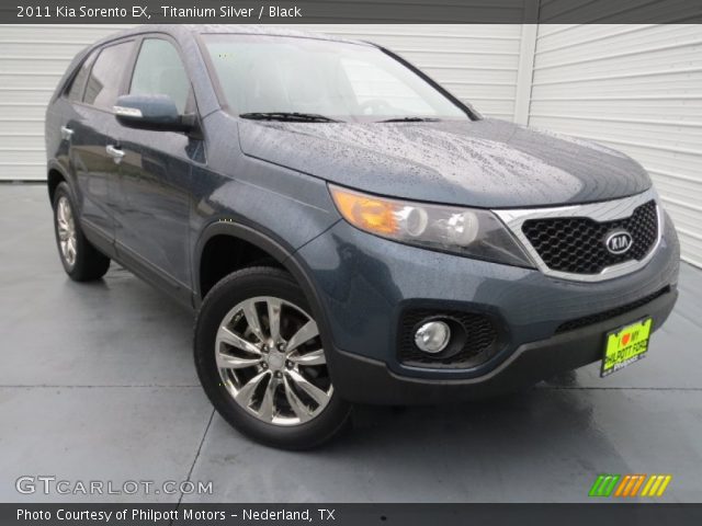 2011 Kia Sorento EX in Titanium Silver