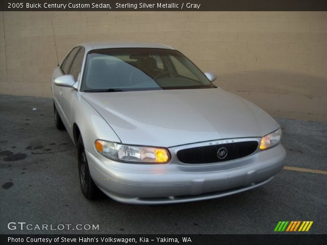 2005 Buick Century Custom Sedan in Sterling Silver Metallic