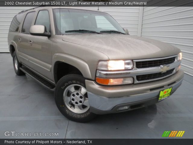 2002 Chevrolet Suburban 1500 LT in Light Pewter Metallic