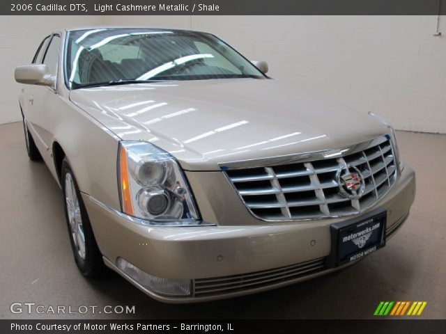 2006 Cadillac DTS  in Light Cashmere Metallic