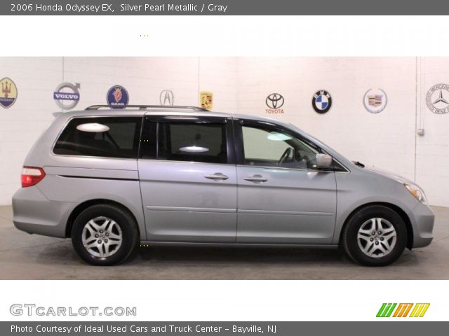 2006 Honda Odyssey EX in Silver Pearl Metallic