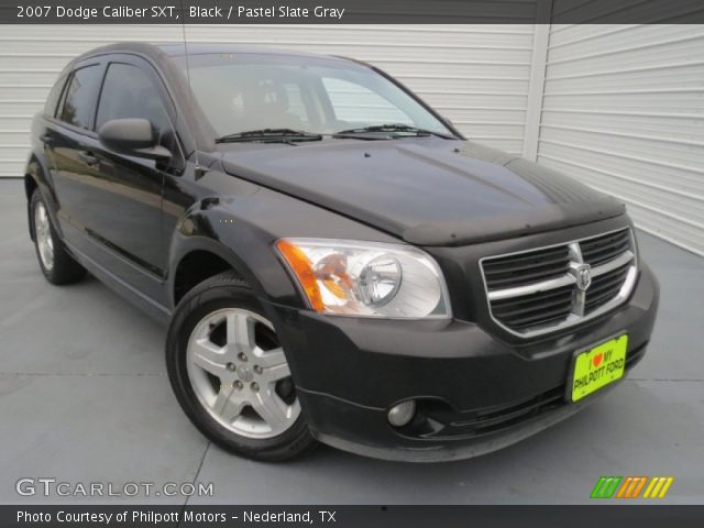 2007 Dodge Caliber SXT in Black