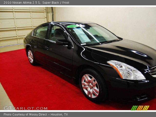 2010 Nissan Altima 2.5 S in Super Black