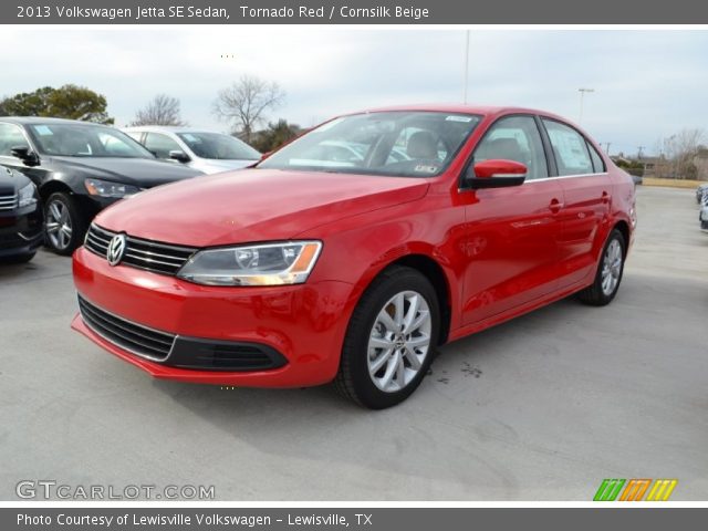 2013 Volkswagen Jetta SE Sedan in Tornado Red