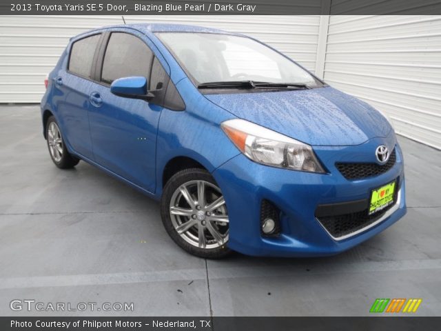 2013 Toyota Yaris SE 5 Door in Blazing Blue Pearl