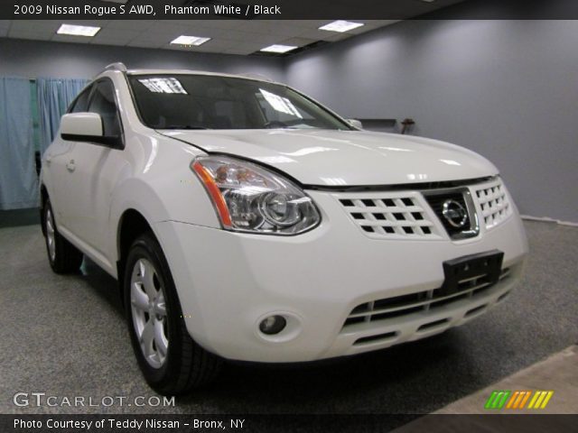 2009 Nissan Rogue S AWD in Phantom White