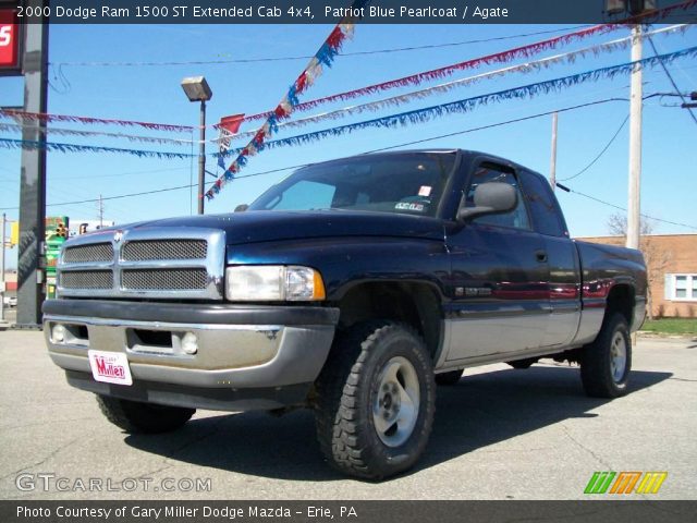 2000 Dodge Ram 1500 ST Extended Cab 4x4 in Patriot Blue Pearlcoat