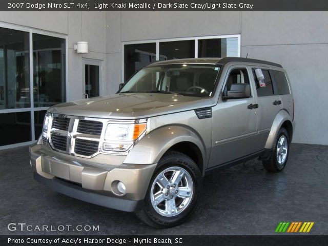2007 Dodge Nitro SLT 4x4 in Light Khaki Metallic
