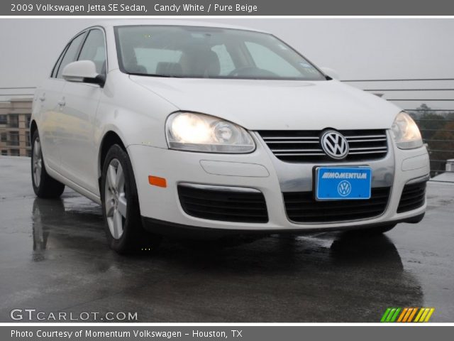 2009 Volkswagen Jetta SE Sedan in Candy White