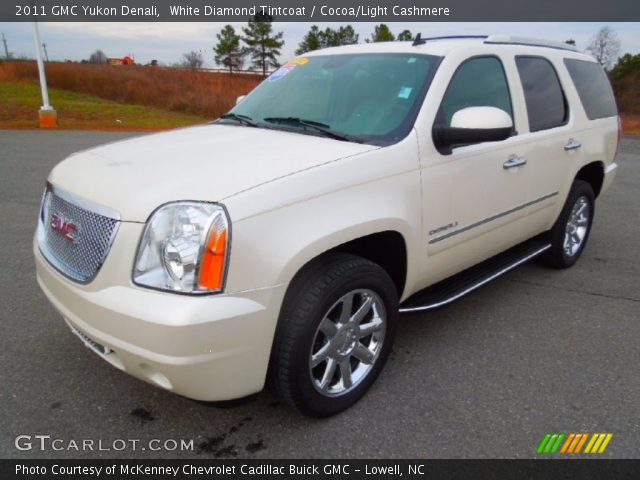 2011 GMC Yukon Denali in White Diamond Tintcoat