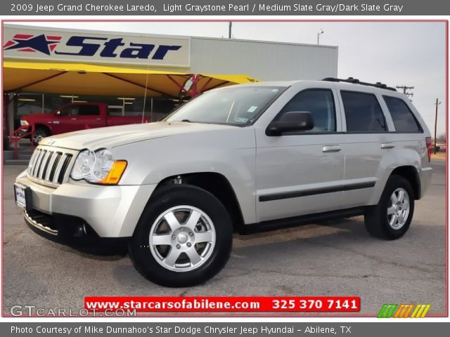 2009 Jeep Grand Cherokee Laredo in Light Graystone Pearl