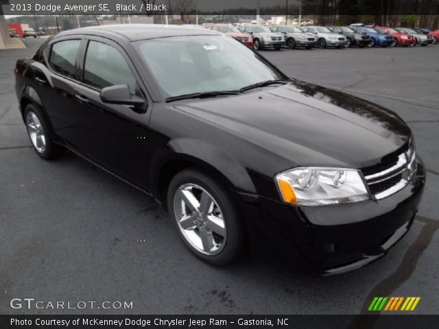 2013 Dodge Avenger SE in Black