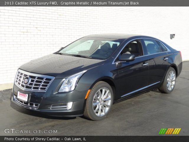 2013 Cadillac XTS Luxury FWD in Graphite Metallic