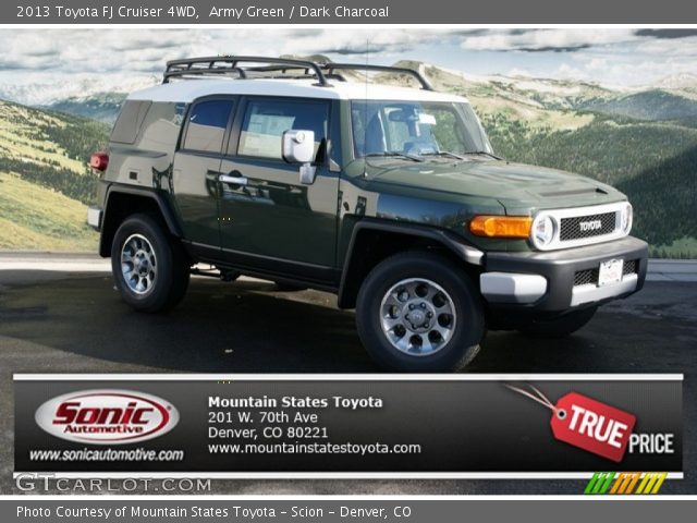 2013 Toyota FJ Cruiser 4WD in Army Green