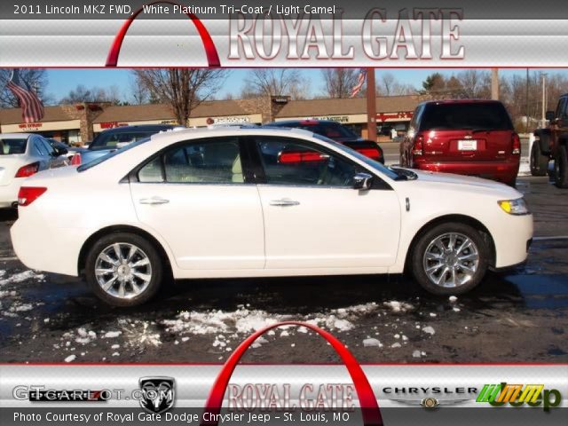 2011 Lincoln MKZ FWD in White Platinum Tri-Coat