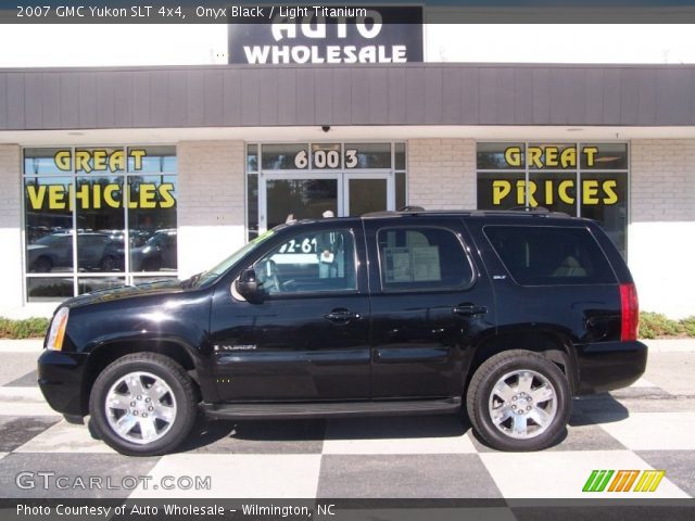 2007 GMC Yukon SLT 4x4 in Onyx Black