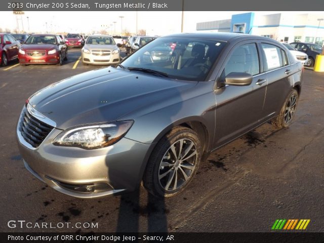 2013 Chrysler 200 S Sedan in Tungsten Metallic