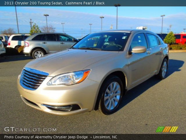 2013 Chrysler 200 Touring Sedan in Cashmere Pearl