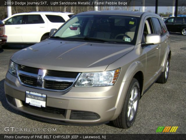 2009 Dodge Journey SXT in Light Sandstone Metallic